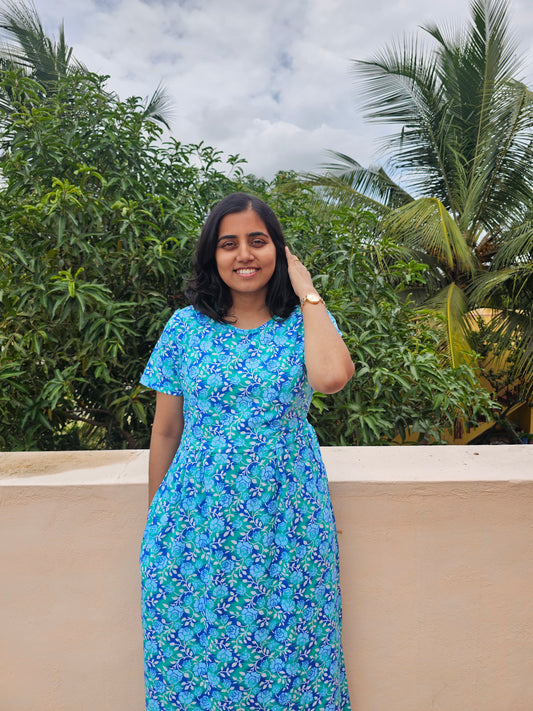 Blue Green Flowers and Leaves - Zipless Lounge Wear