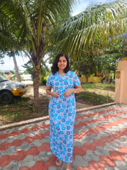 Blue Flowers Zipless Lounge Wear