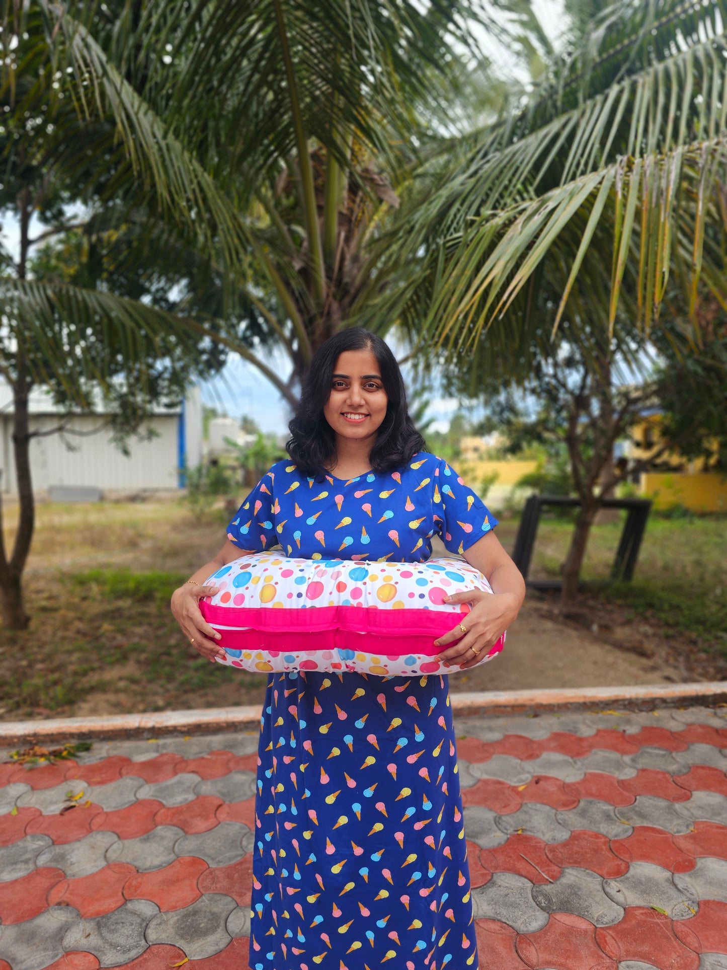 Feeding Pillow with belt - Pink Colorful Balls