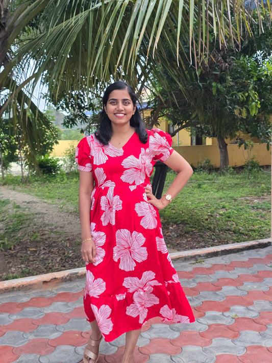 Red and White flower Feeding Maxi with Zip and Full Lining
