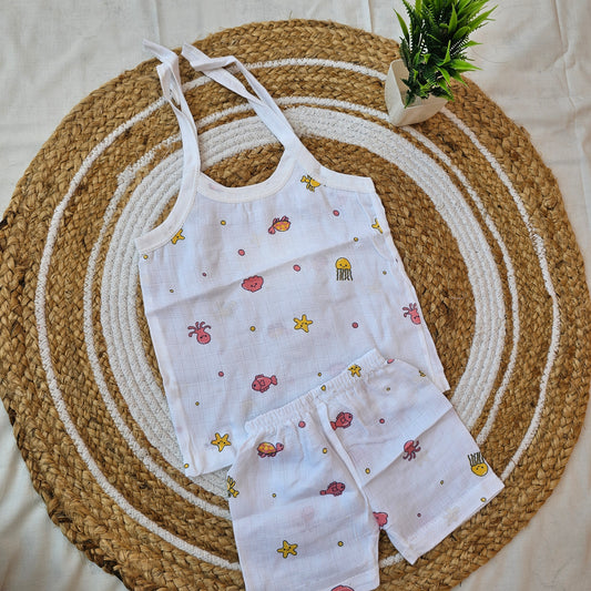 Knot Jablas Set (0–3 Months) – Soft Muslin Essentials for Your Newborn