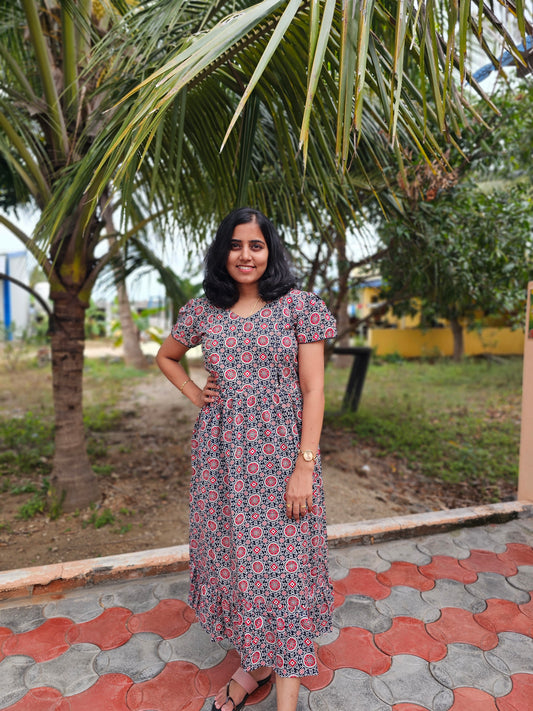 Red and Black Feeding Kurti with Zip Cotton