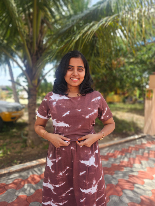 Brown and White Zipless Lounge Wear