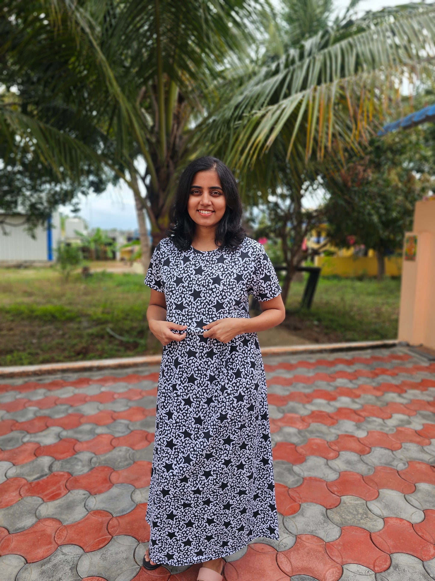 Black and white Stars - Feeding Lounge Wear