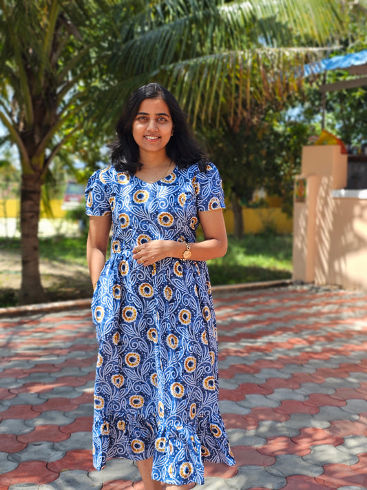 Blue Dotted Flowers Feeding Kurti with Zip Cotton