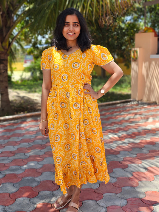 Yellow Dotted Flowers Cotton Feeding Kurti with Zip with Top Lining