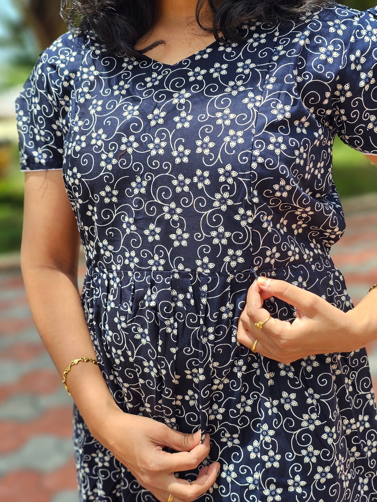 Black Floral Cotton Feeding Kurti with Zip with Top Lining