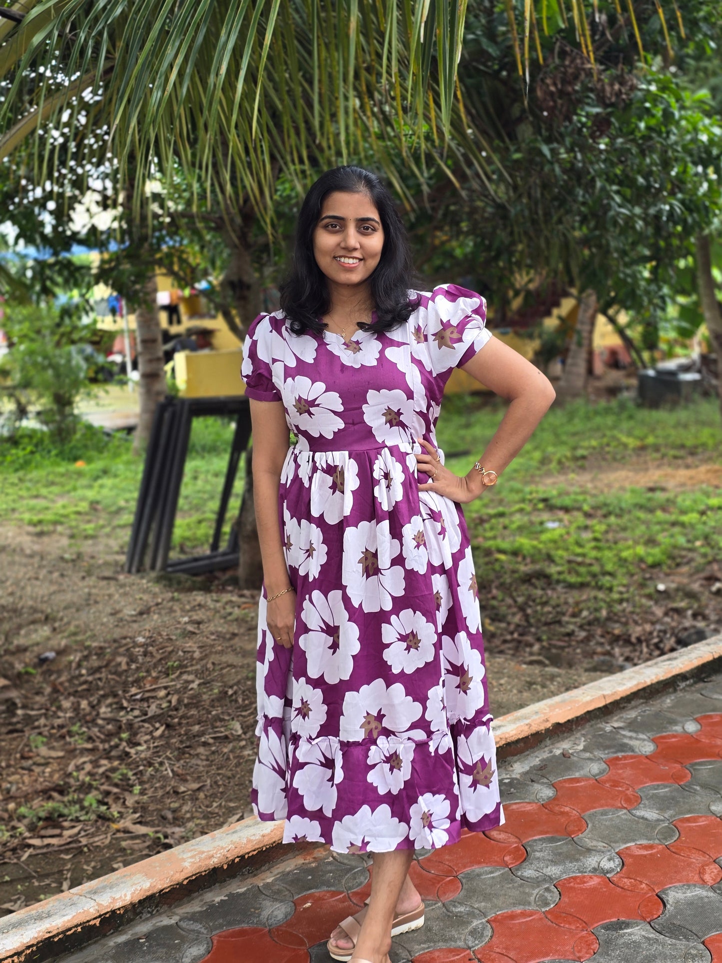 Wine Flowers Feeding Maxi with Zip and Full Lining