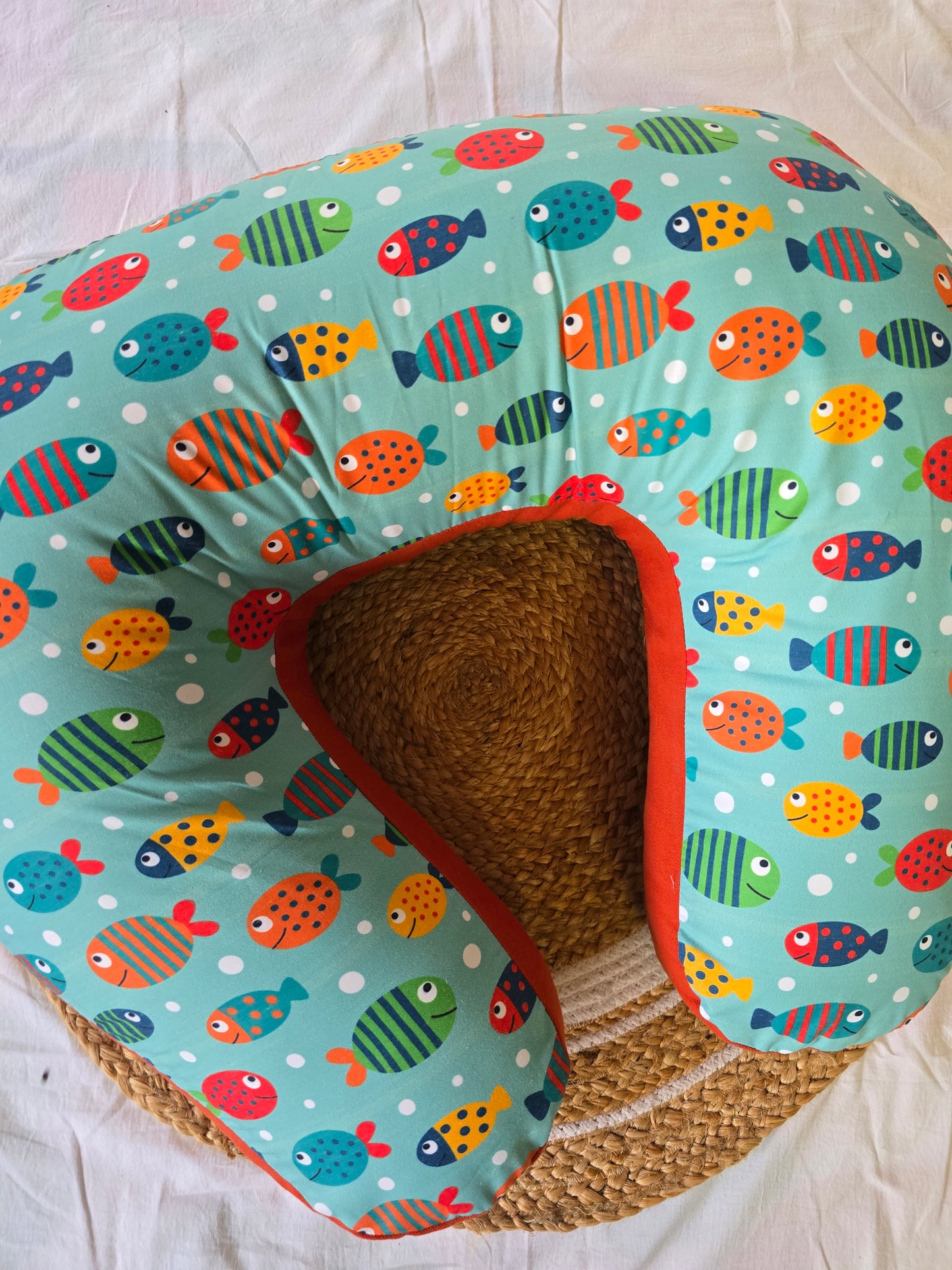 Feeding Pillow - Red and Blue Fish