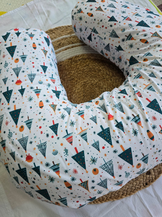 Feeding Pillow - White and Green Christmas Trees