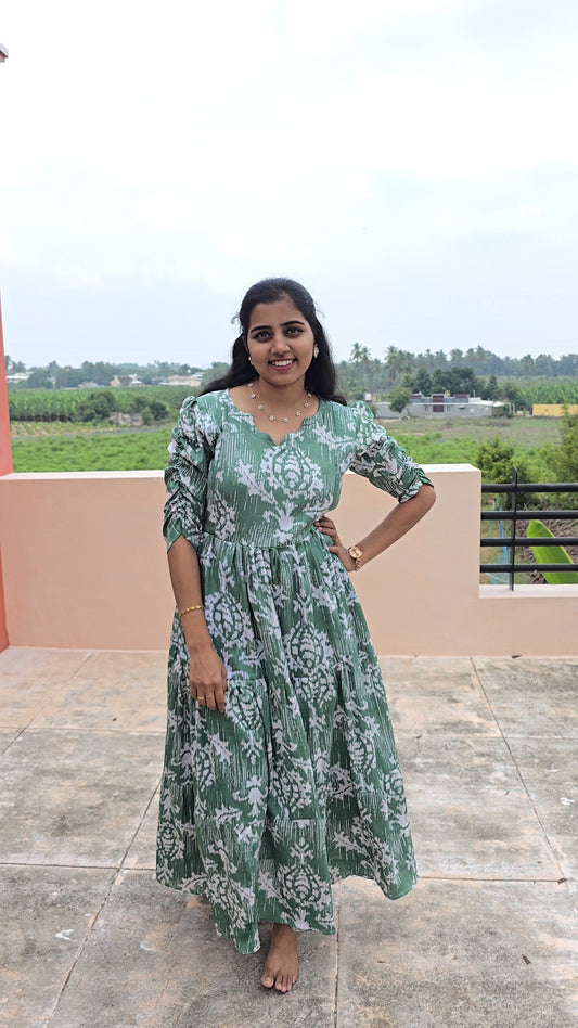 Green with White Feeding Maxi with Zip and Full Lining